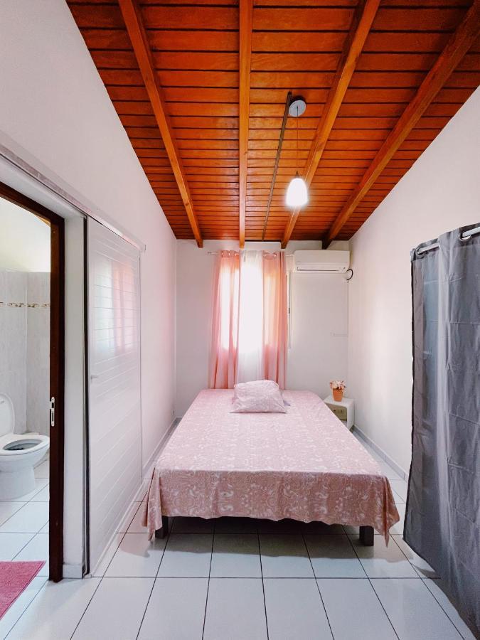 La Villa Ixora, Magnifique Villa Avec Piscine เลส์อาบิมส์ ภายนอก รูปภาพ