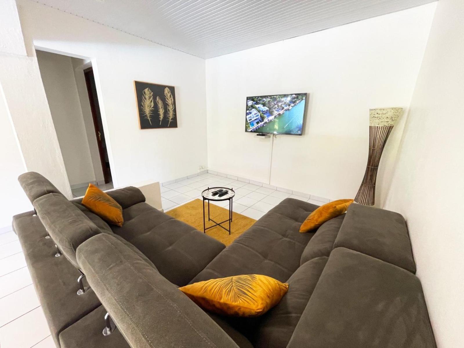 La Villa Ixora, Magnifique Villa Avec Piscine เลส์อาบิมส์ ภายนอก รูปภาพ